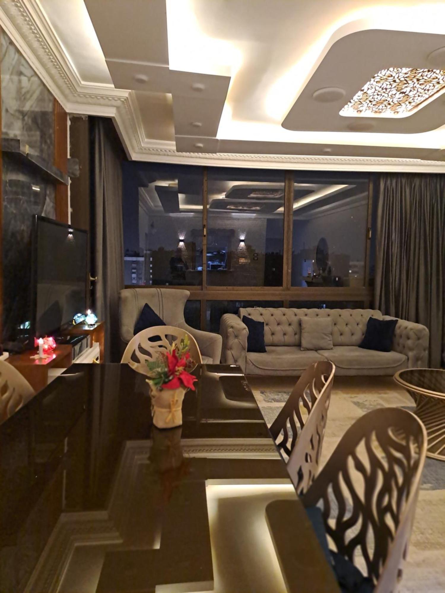 Luxurious Beside Stars Cairo