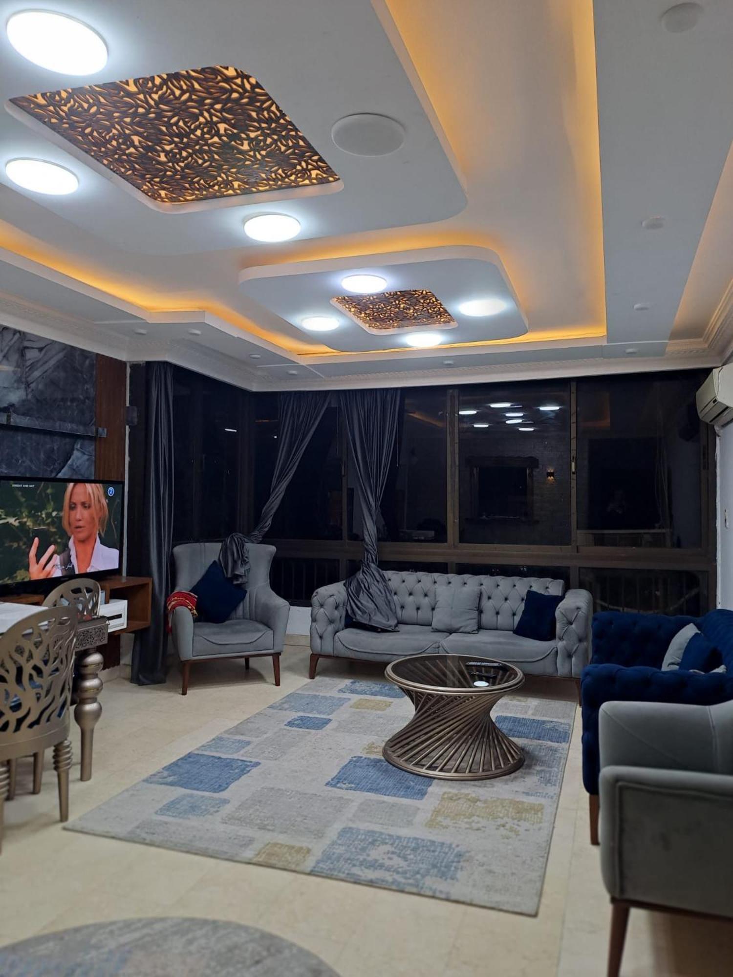 Luxurious Beside Stars Apartment *